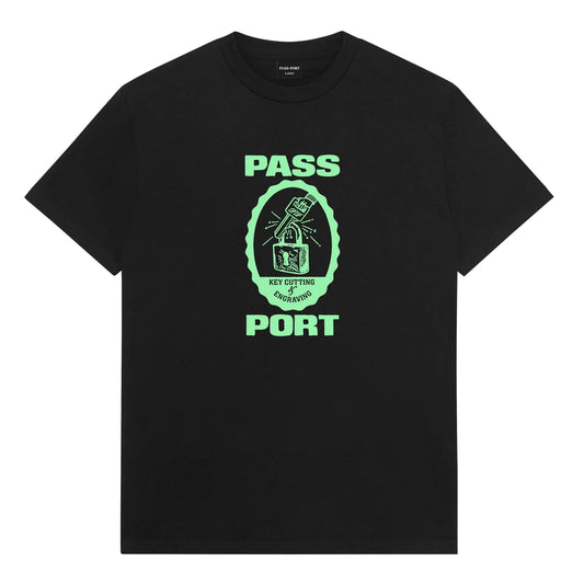 « Pass~Port » Hercu~locks T-Shirt